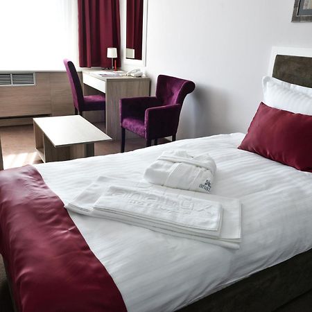Hotel Ana Lux Spa Pirot Eksteriør bilde