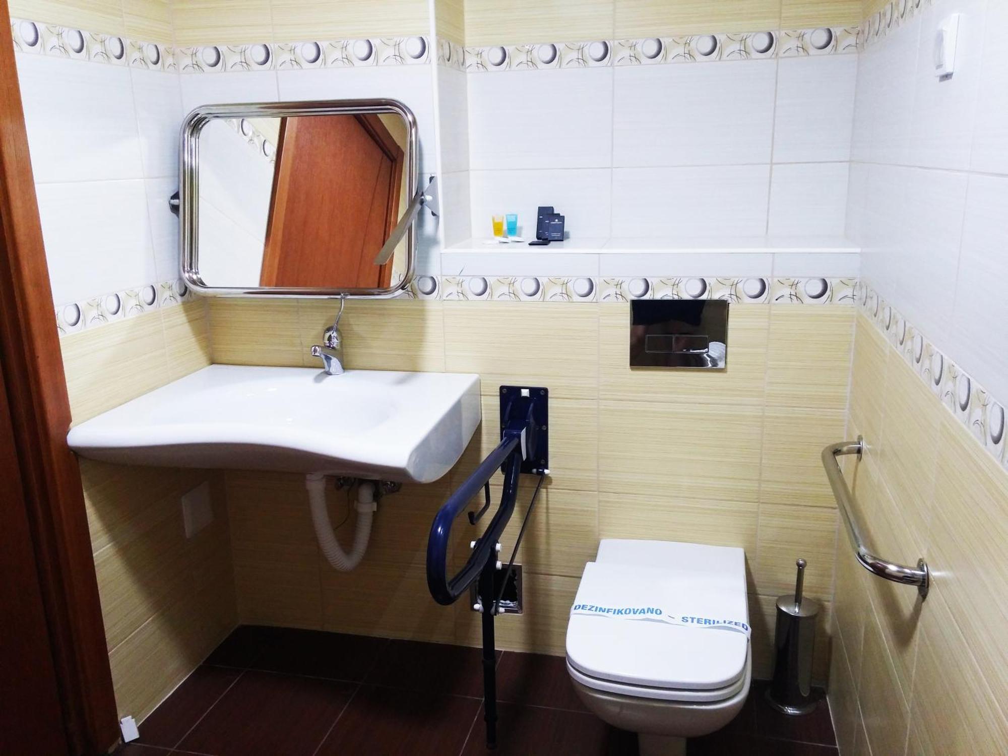 Hotel Ana Lux Spa Pirot Eksteriør bilde